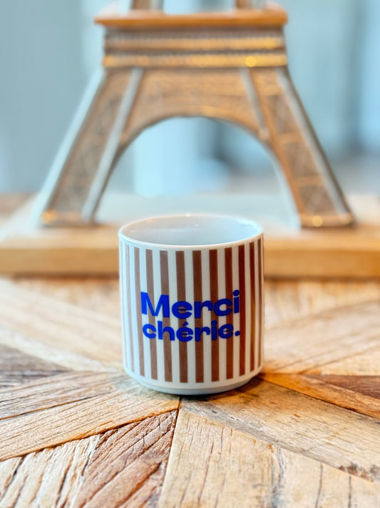 MERCI CHÉRIE. Mokka/Bleu