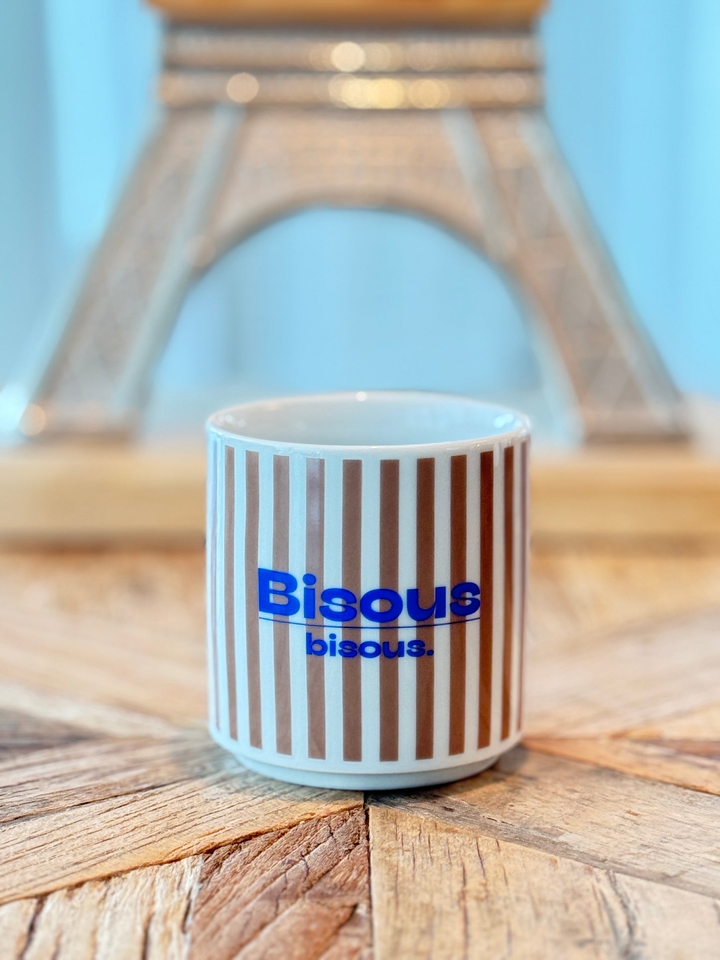 BISOUS BISOUS. Mokka/Bleu