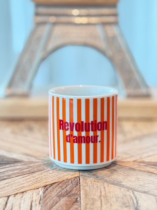 REVOLUTION D'AMOUR.
