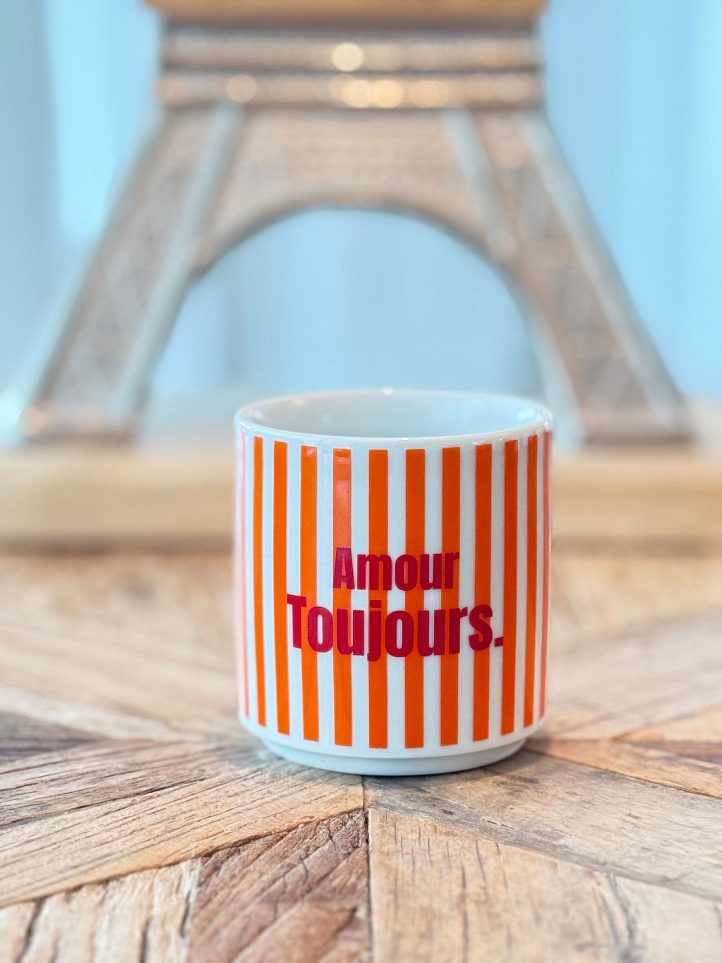 AMOUR TOUJOURS.